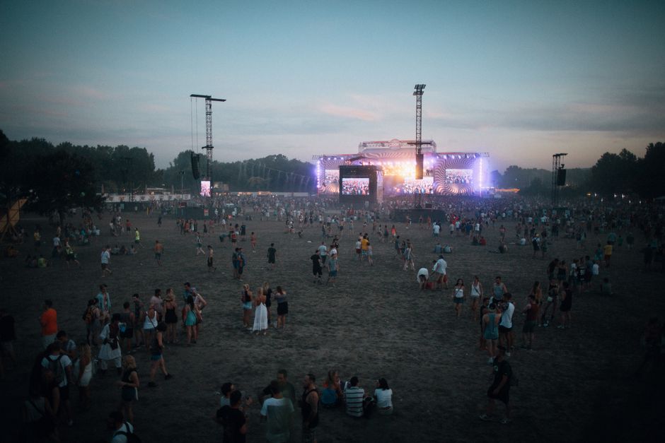 Muzička scena tokom leta: Kako koncerti i lokalni festivali jačaju zajednicu